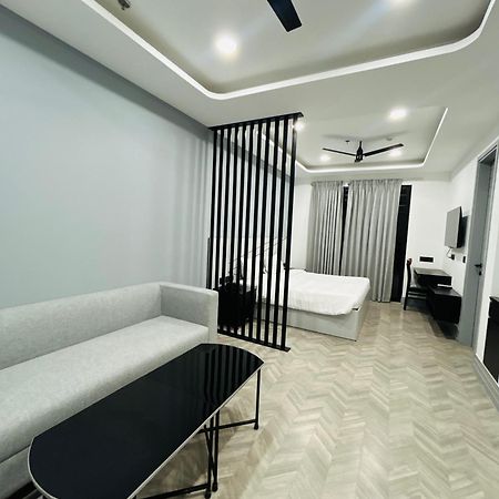 Bedchambers Serviced Apartment, Golf Course, 구르가온 외부 사진