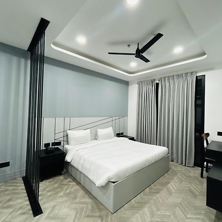 Bedchambers Serviced Apartment, Golf Course, 구르가온 외부 사진