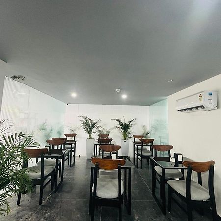 Bedchambers Serviced Apartment, Golf Course, 구르가온 외부 사진