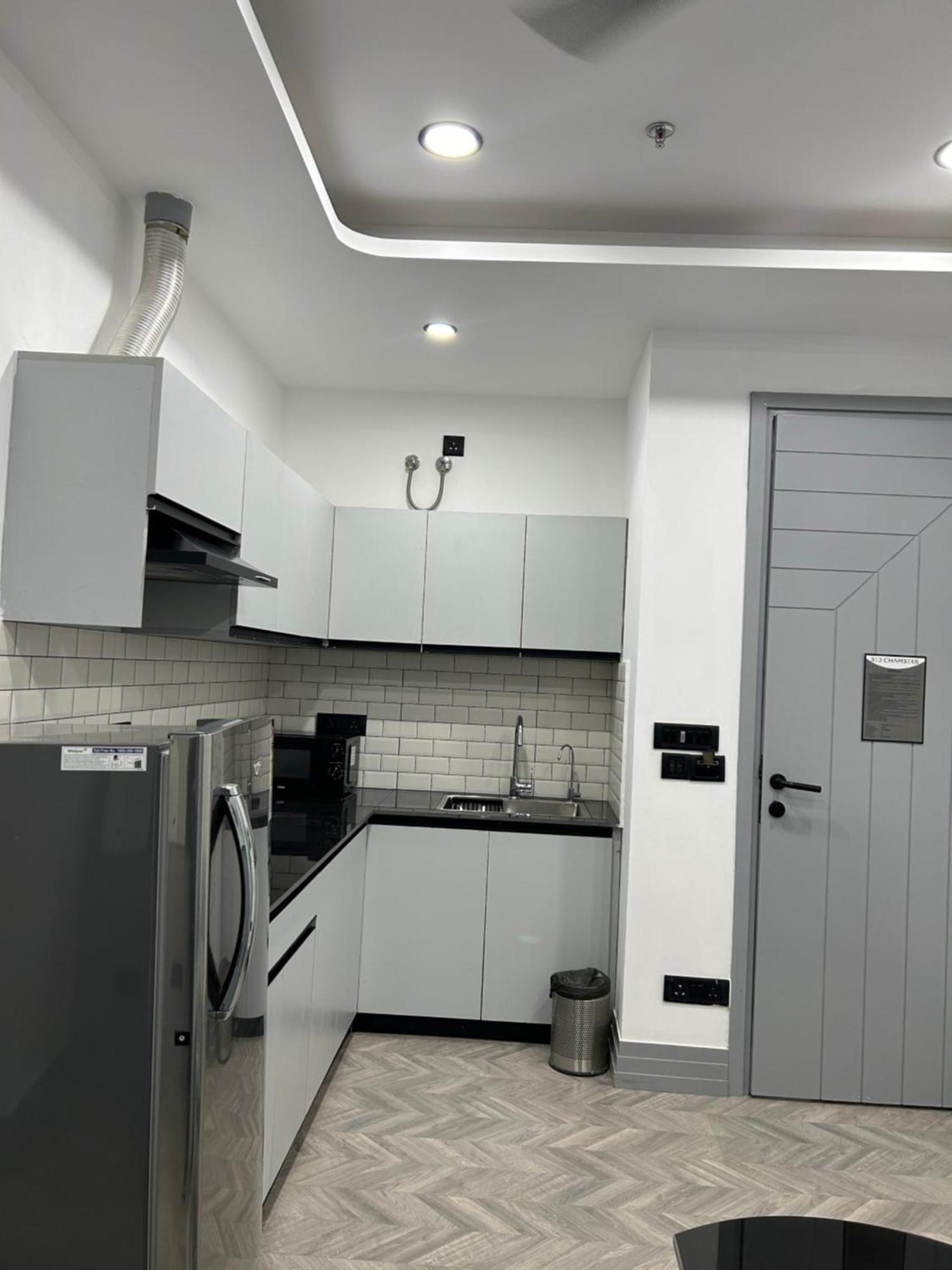 Bedchambers Serviced Apartment, Golf Course, 구르가온 외부 사진