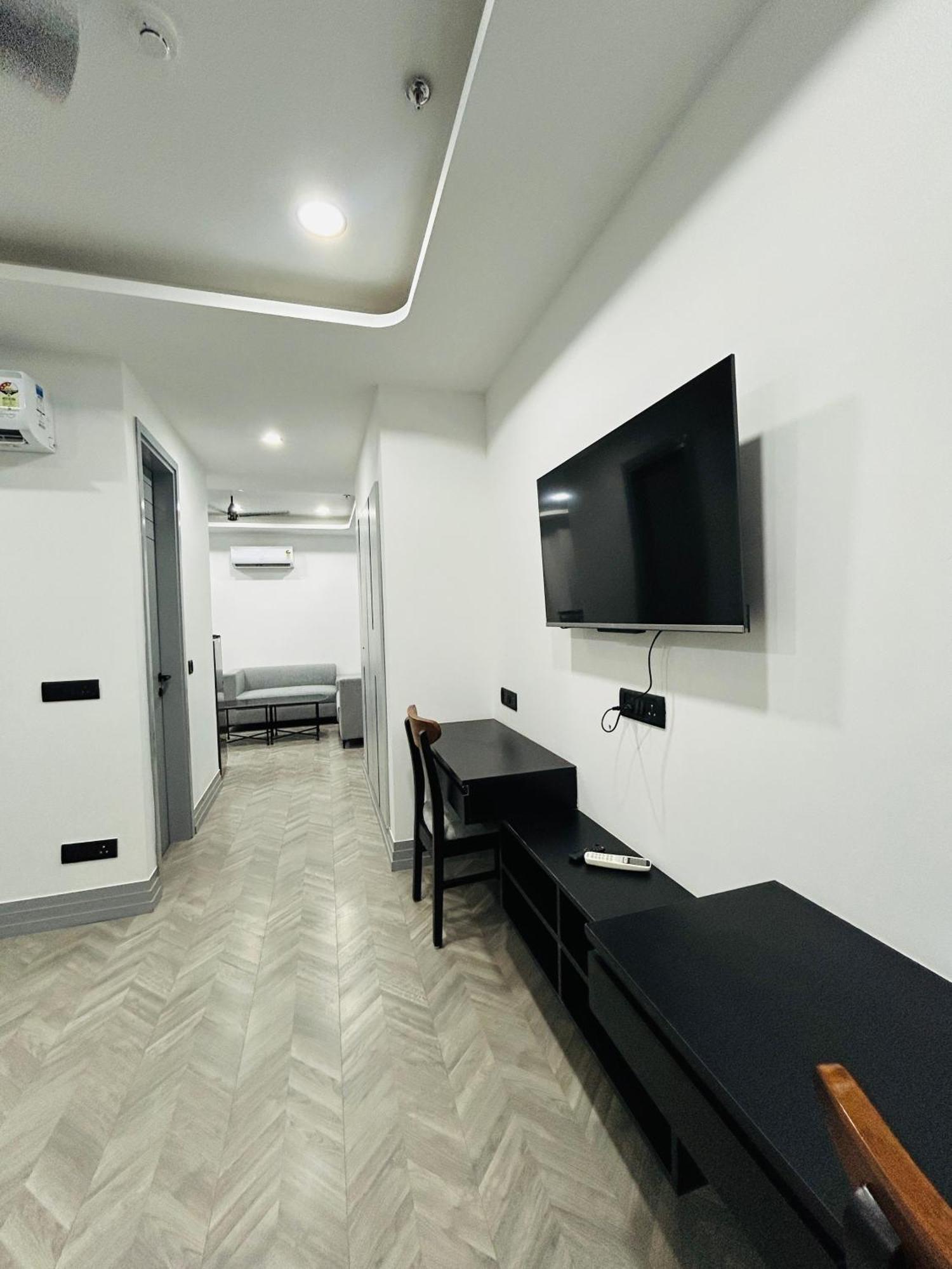 Bedchambers Serviced Apartment, Golf Course, 구르가온 외부 사진