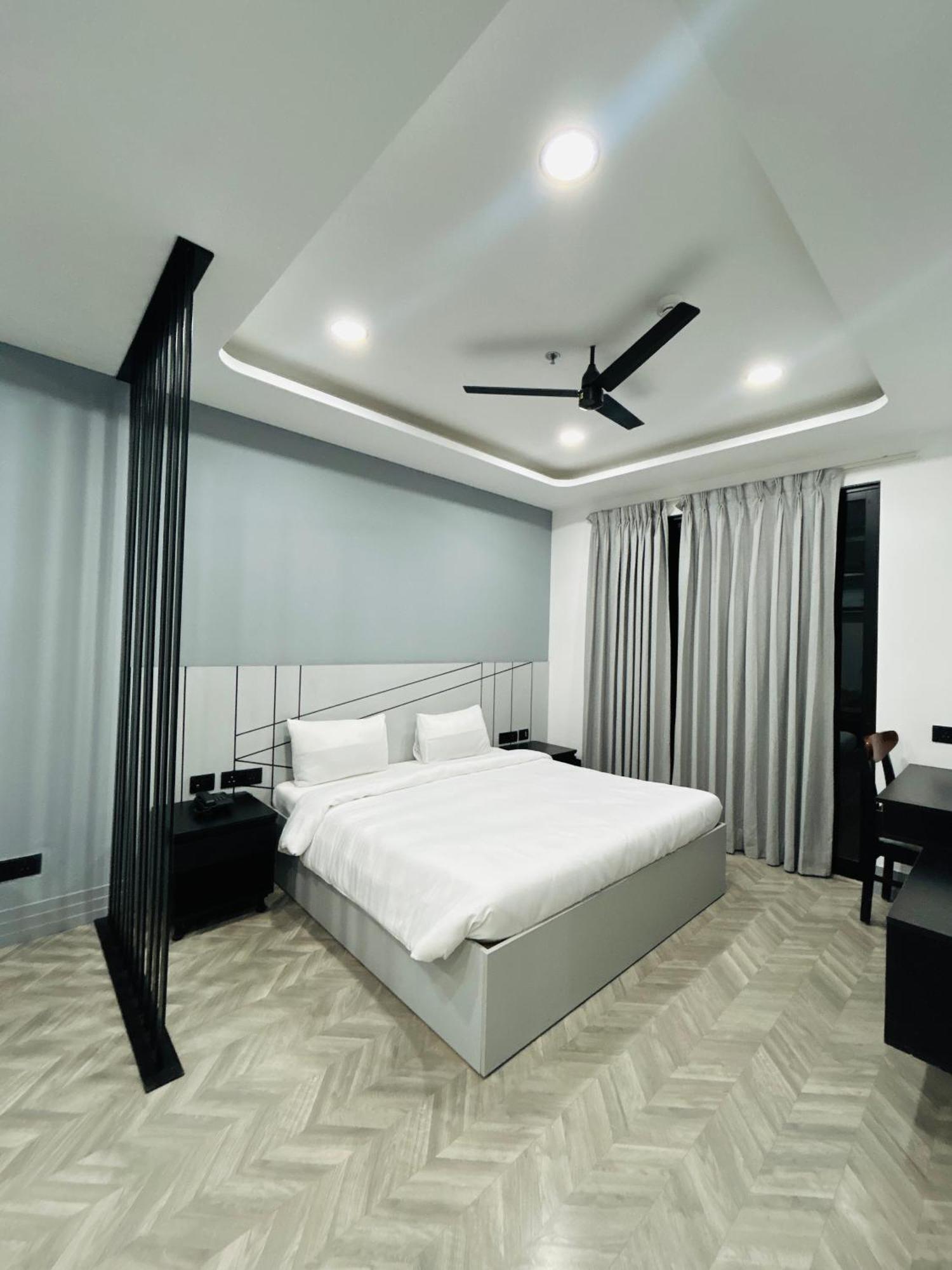 Bedchambers Serviced Apartment, Golf Course, 구르가온 외부 사진